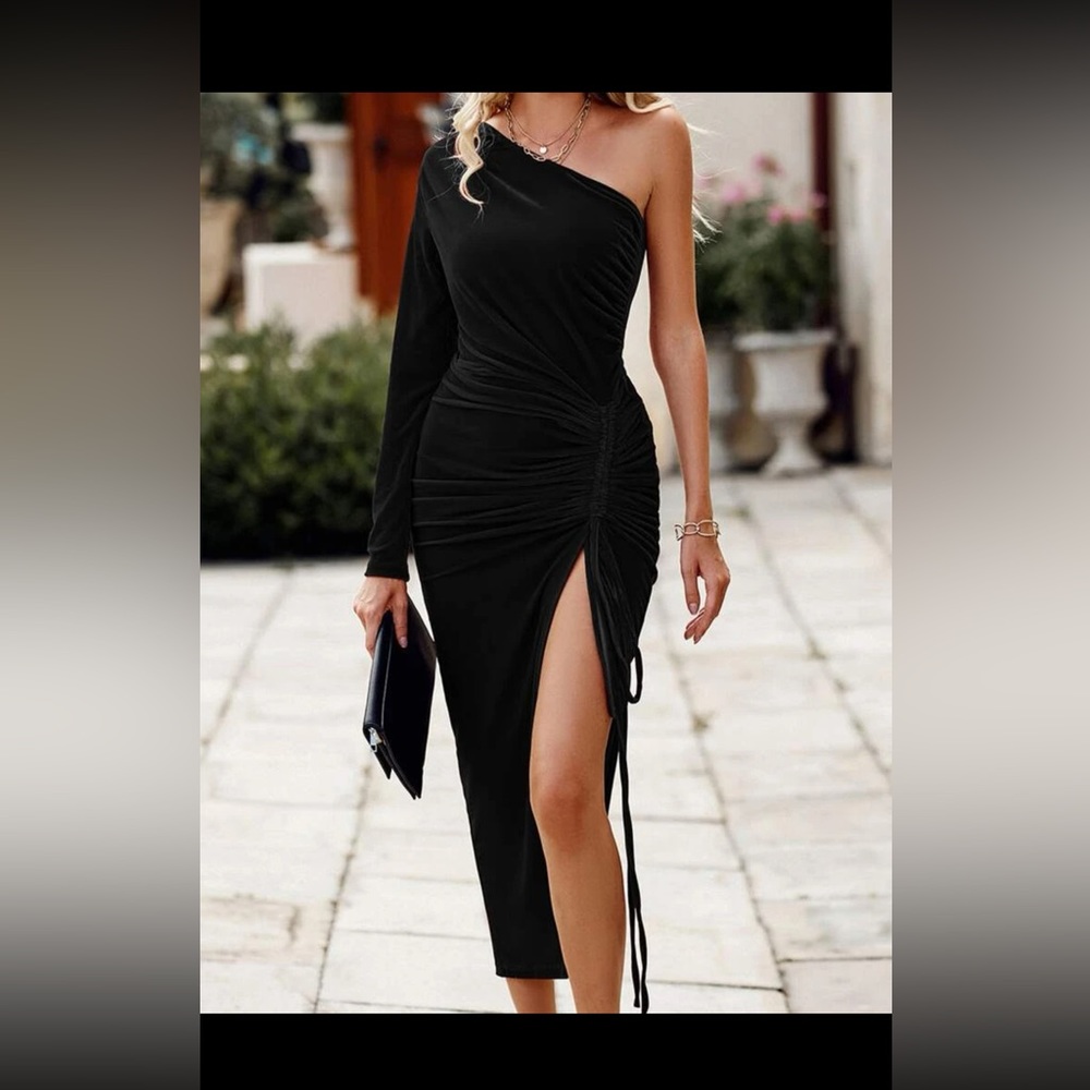 COPY - Velvet luxury dress - Picture 1 of 6